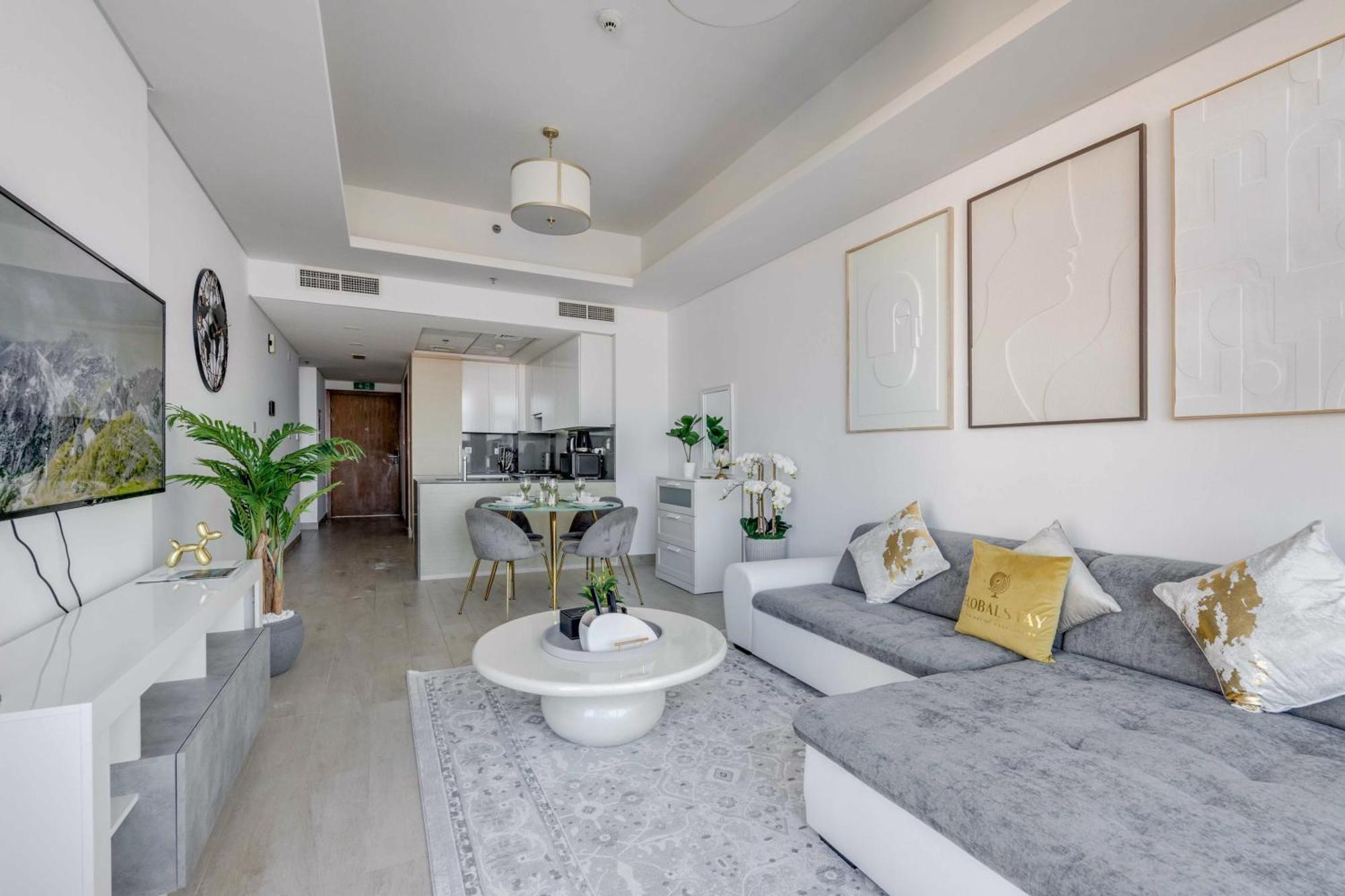 Luxury Azizi Mina Beachfront Apartments ดูไบ ภายนอก รูปภาพ