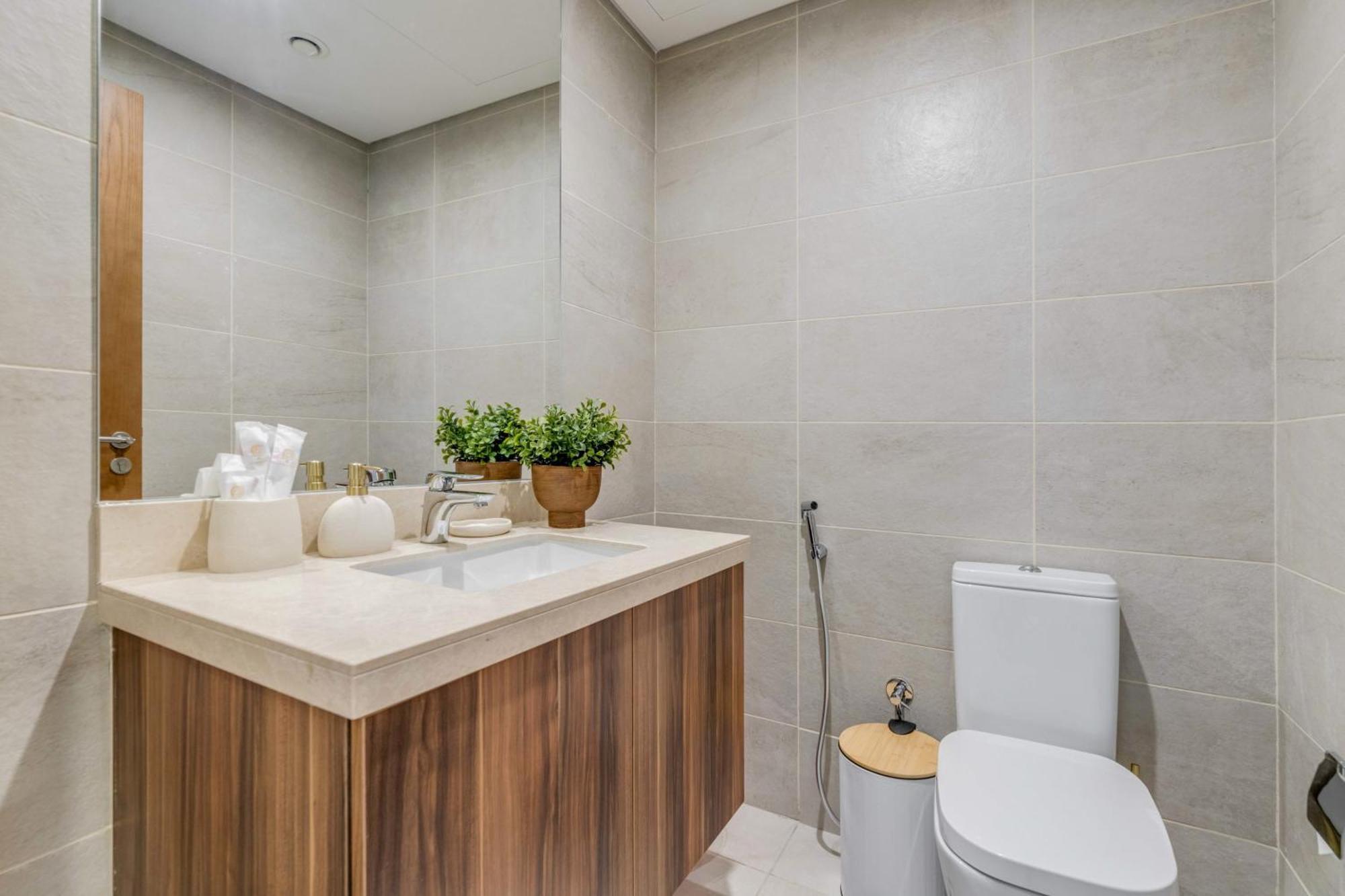 Luxury Azizi Mina Beachfront Apartments ดูไบ ภายนอก รูปภาพ