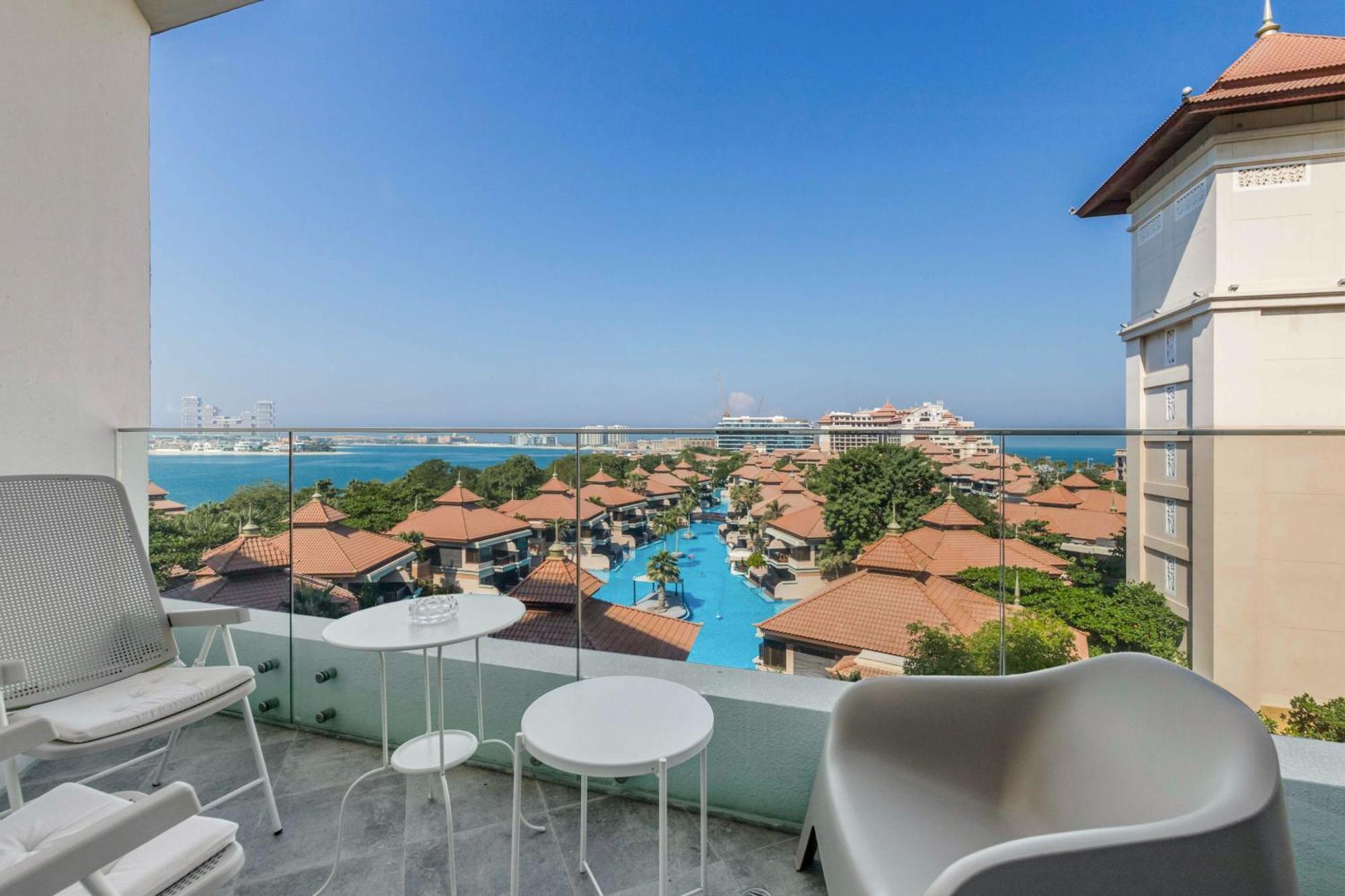 Luxury Azizi Mina Beachfront Apartments ดูไบ ภายนอก รูปภาพ