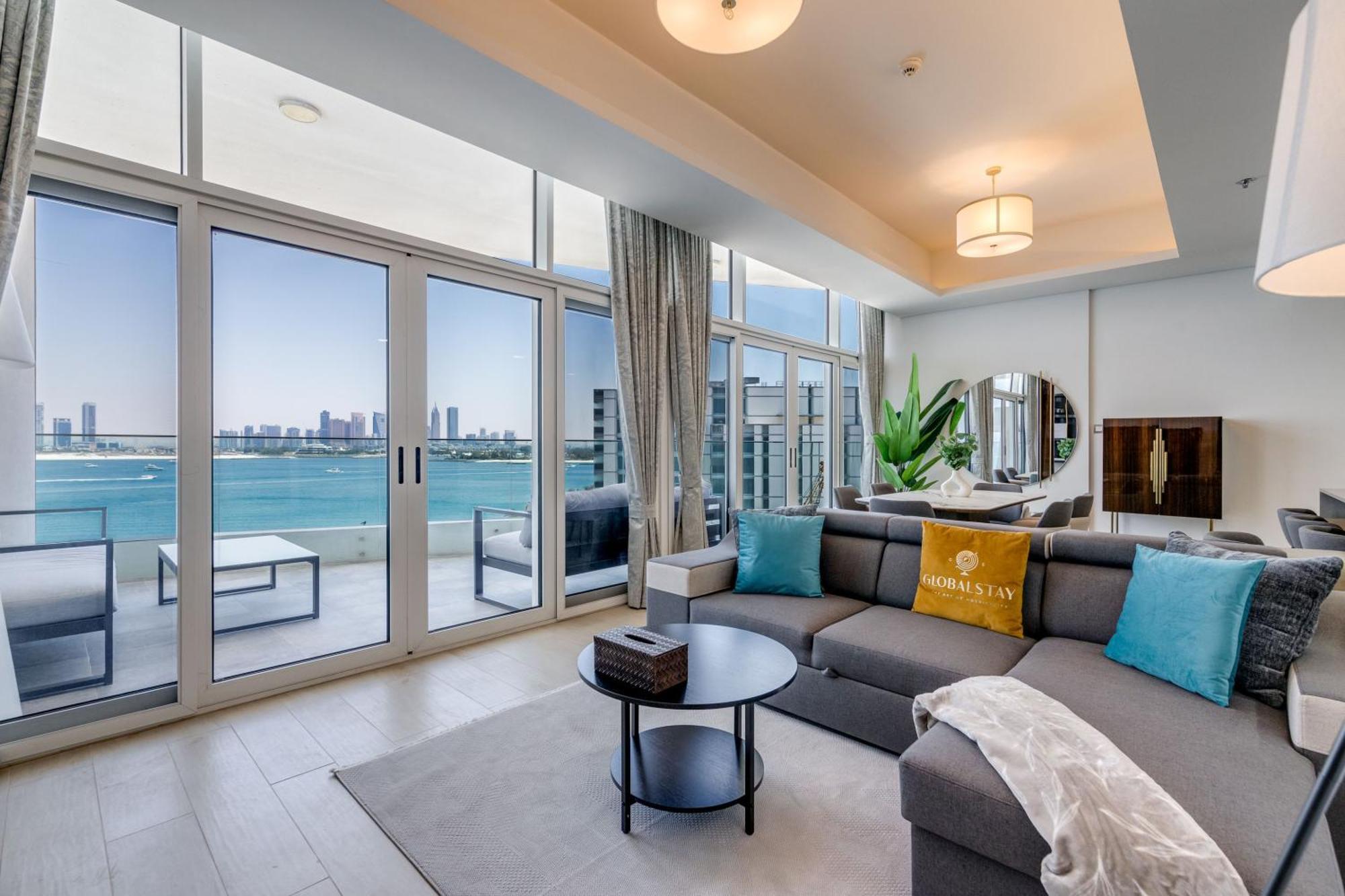 Luxury Azizi Mina Beachfront Apartments ดูไบ ภายนอก รูปภาพ